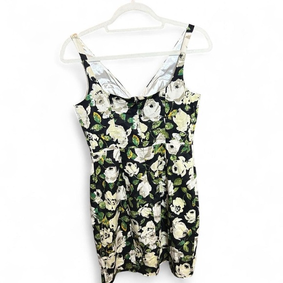 🌿Adorable Bebe Floral Dress -Size Small - Picture 5 of 9